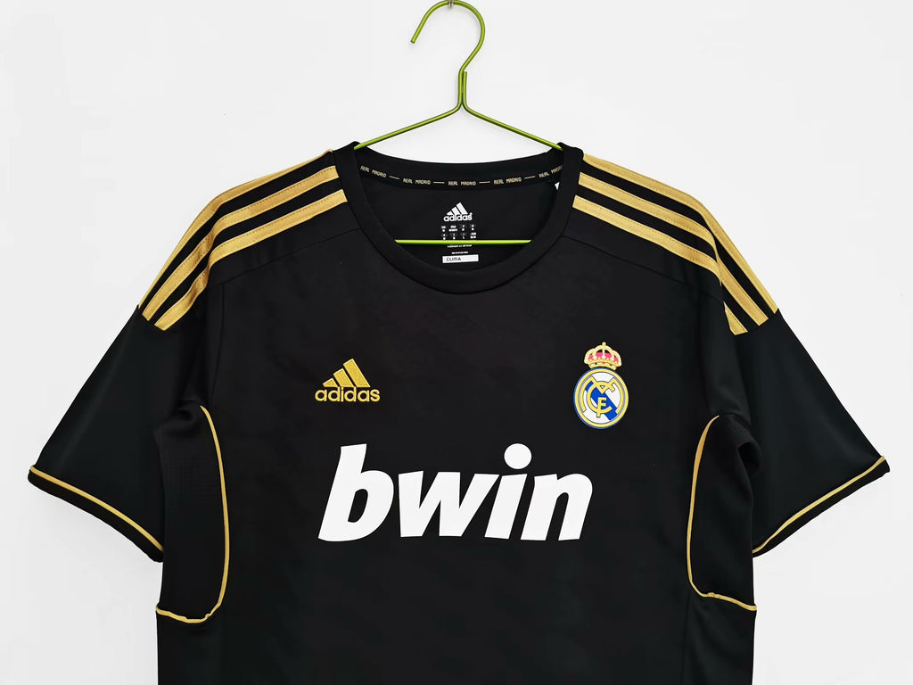 Retro Real Madrid 11/12 Away Black